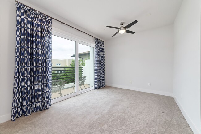 Building Photo - 11506 Royal Tower Pl