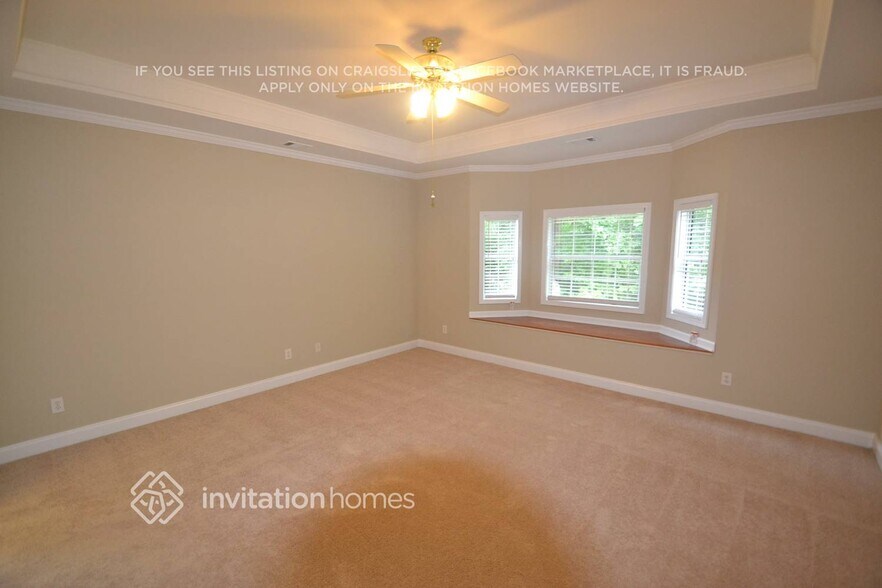 Building Photo - 337 Grandiflora Dr