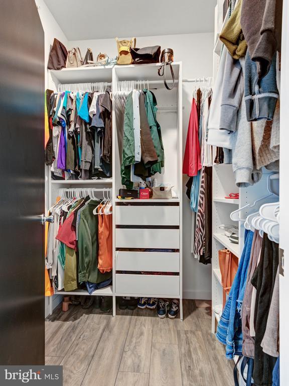 Building Photo - 1931 Colonial St