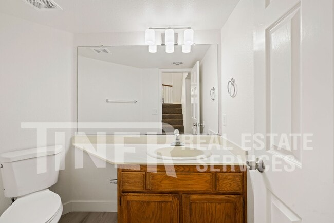 Building Photo - 8242 Scrub Oak Way