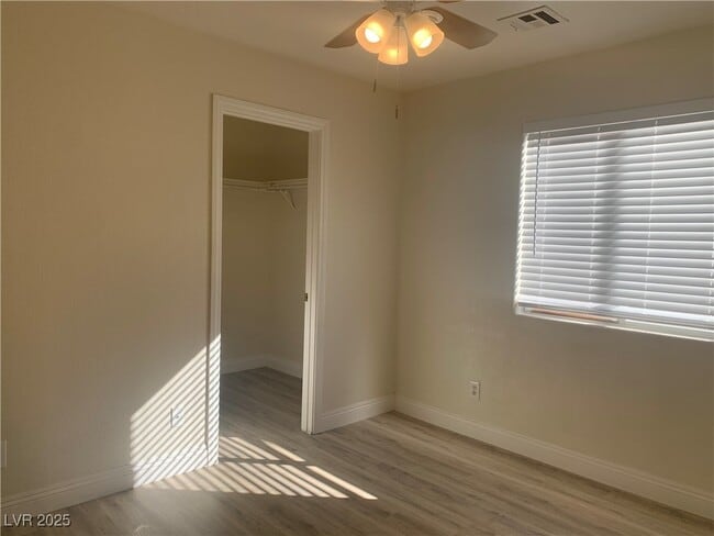 Building Photo - 3520 Sea Grass Dr