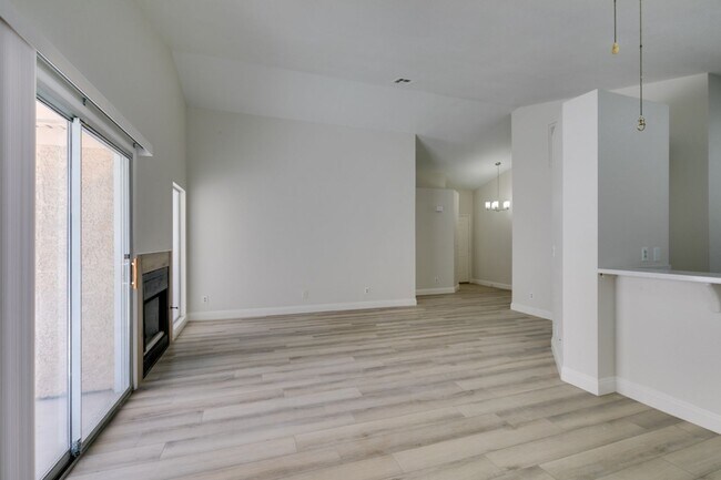 Building Photo - Charming 3-Bedroom Home with Covered Patio