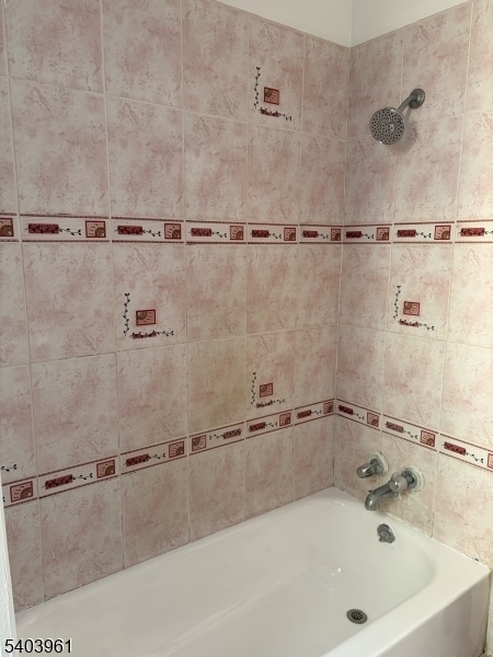 Building Photo - 35 Marsellus Pl