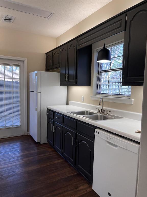 Building Photo - 625 Lanier Pl