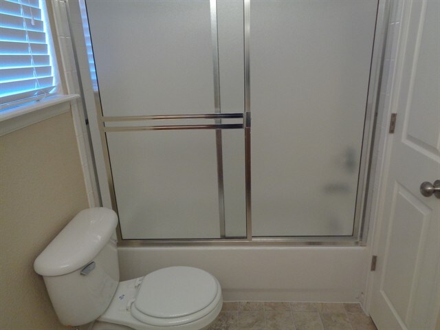 Building Photo - 5198 Fontana Ct
