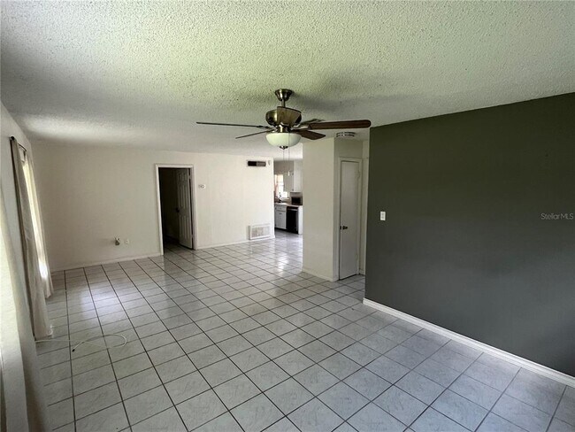 Building Photo - 1073 Princewood Dr