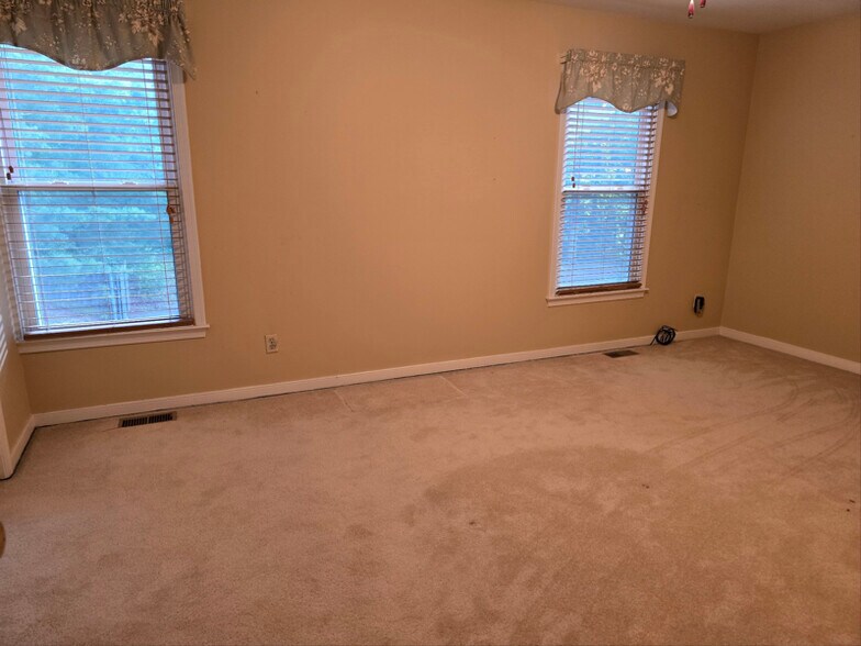 Building Photo - 8703 Hermitage Trace Ct