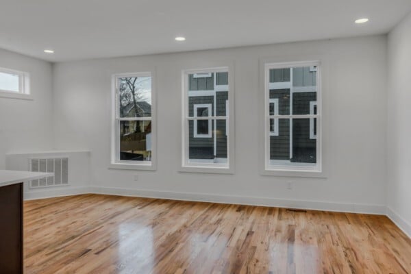 Building Photo - 4912 Delaware Ave