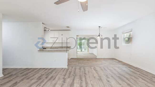 Building Photo - 929 Pahoa St