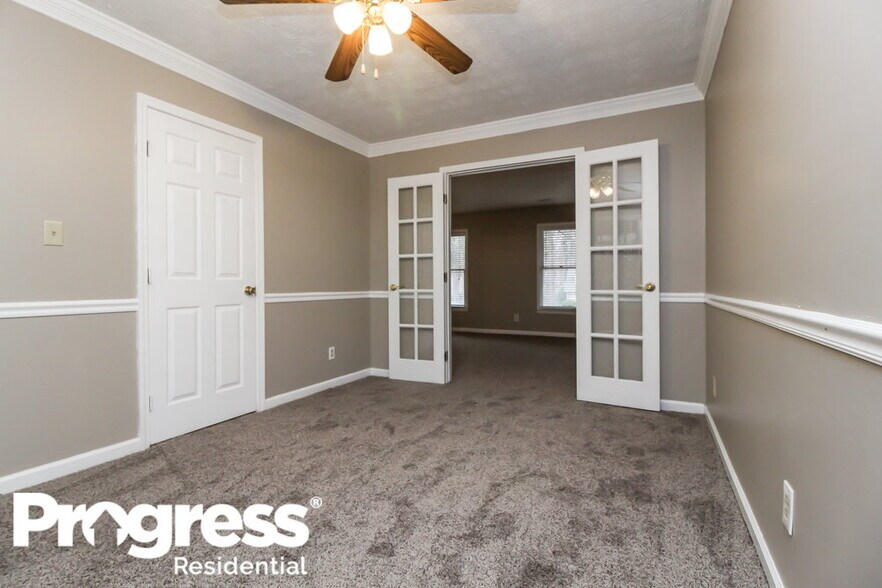 Building Photo - 505 Planceer Pl