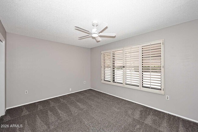 Building Photo - 17218 N Desert Glen Dr
