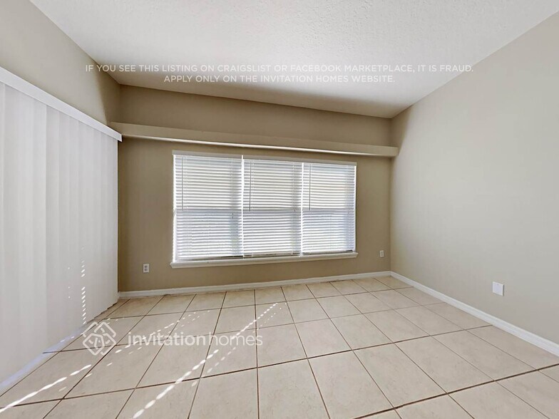 Building Photo - 10530 Derringer Dr