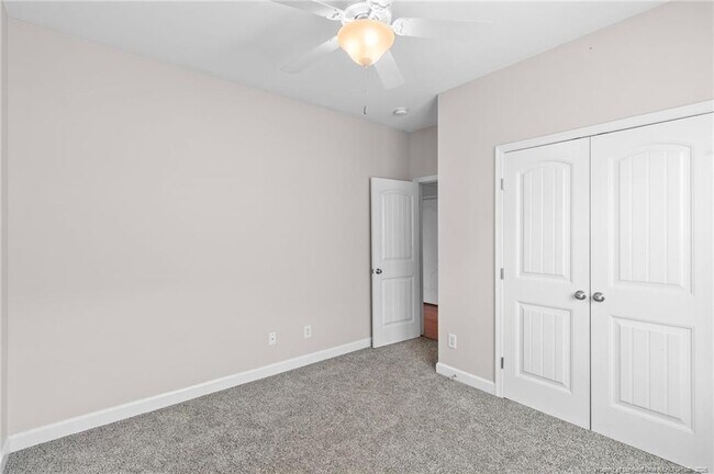 Building Photo - 720 Camwheel Dr