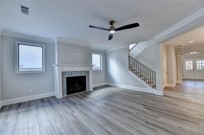 Building Photo - 4032 Ridge Grove Way