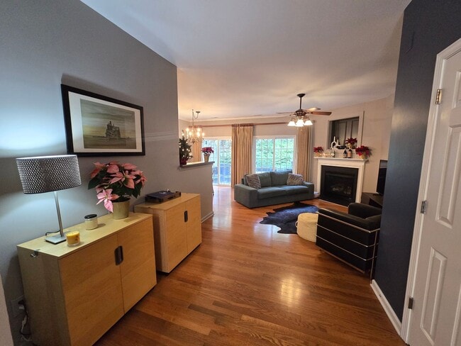 Building Photo - Beautiful Apex Townhome with Greenway Access & Community Amenities