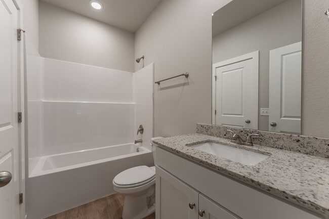 Building Photo - Brand New 2 BR Townhomes