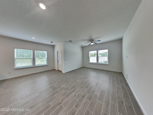 Building Photo - 2137 Windward Cay Ln