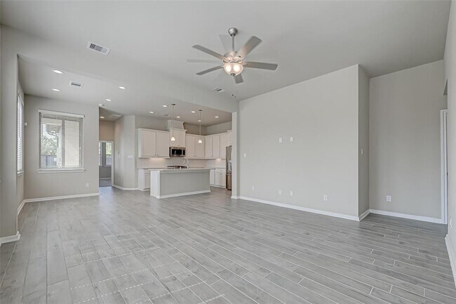 Building Photo - 16235 Rattlesnake Run Trail Trl