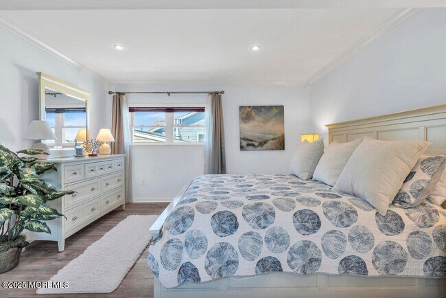 Building Photo - 101 St Louis Ave