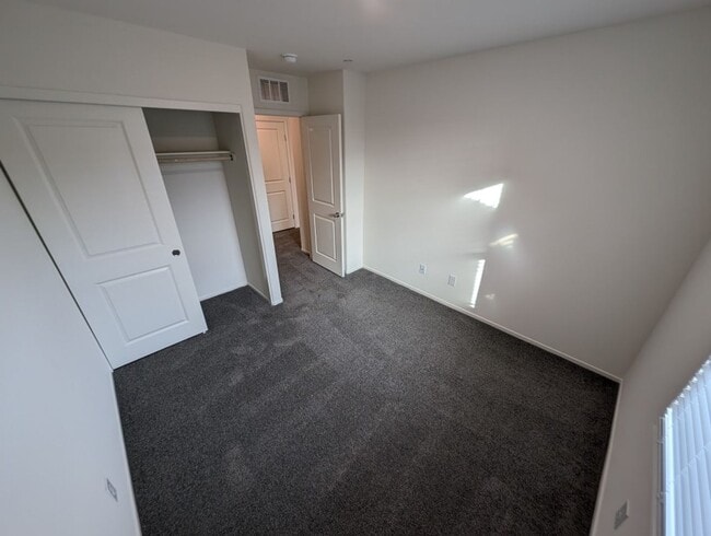 Building Photo - 5018 Sage Mesa Ave