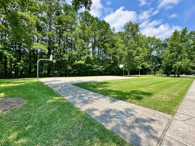 Building Photo - Ready August 1st! A First-Time Rental on a...