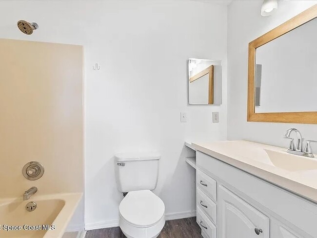 Building Photo - 935 South Patrick Dr