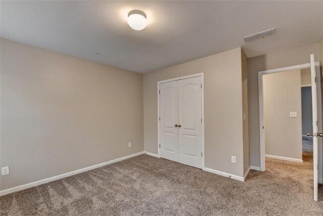 Building Photo - 359 Shiloh Manor Dr