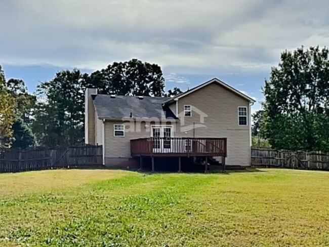 Building Photo - 415 Lokeys Ridge Rd