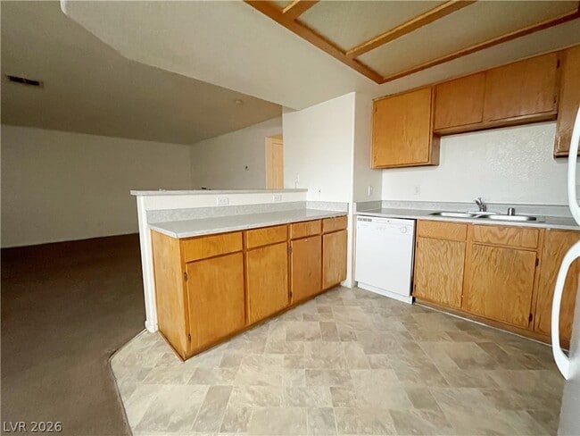 Building Photo - 2209 James Bilbray Dr