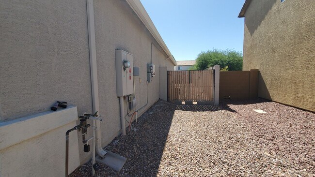 Building Photo - 19 solar panels for low electric bill!