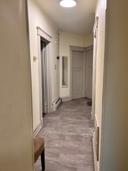 Building Photo - 371 Hudson Ave