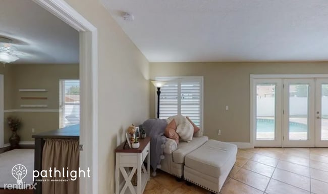 Building Photo - 3 br, 2 bath House - 507 Edmonton Court UNIT