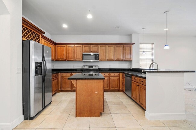 Building Photo - 811 S Federal Hwy