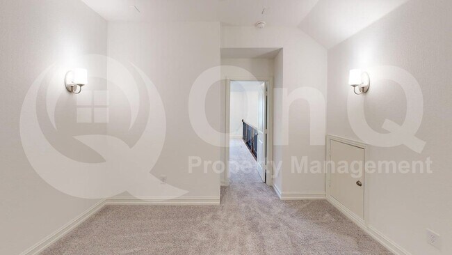 Building Photo - 6420 Pinkston Dr