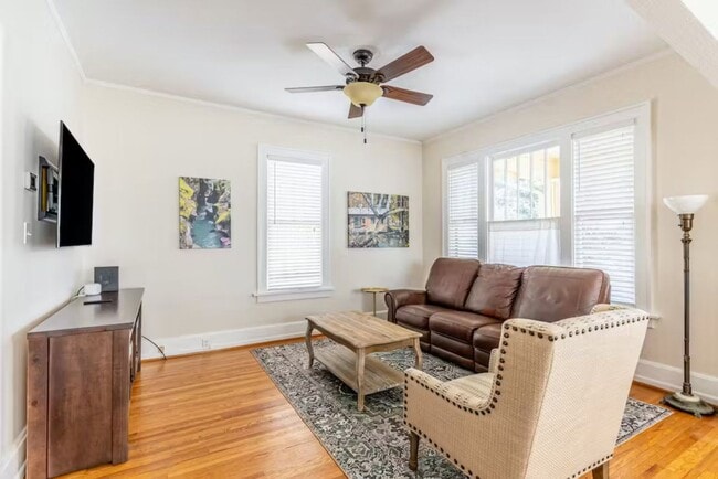 Building Photo - Beautiful 4 Bedroom Rental in Prime East Kalispell Location