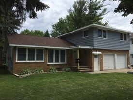 Building Photo - 1026 W Lorain St
