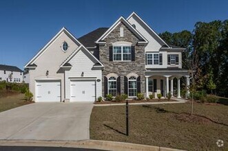 Building Photo - 4560 Kendall Pointe Dr