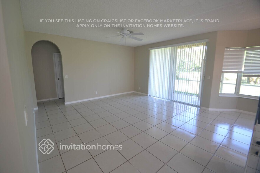 Building Photo - 3596 Miramontes Cir