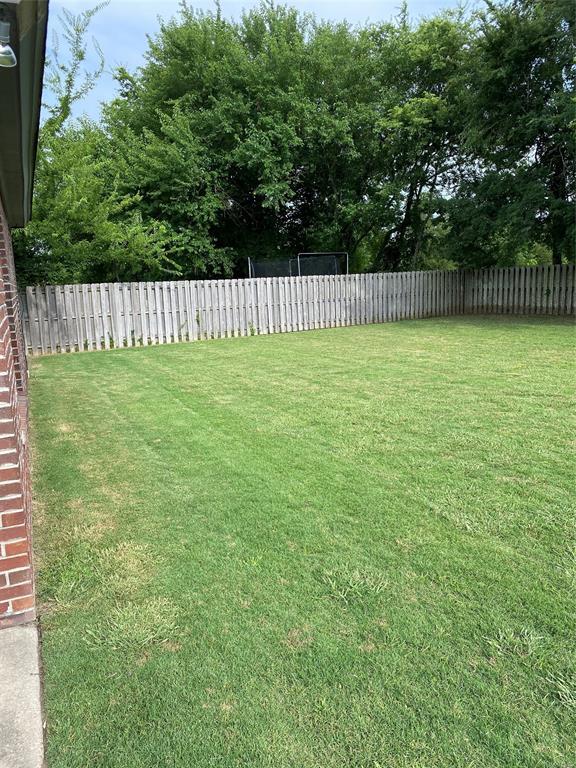 Building Photo - 9520 Helmsley Cir