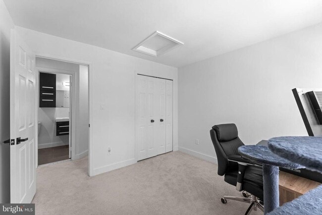 Building Photo - 11433 Heritage Oak Ct