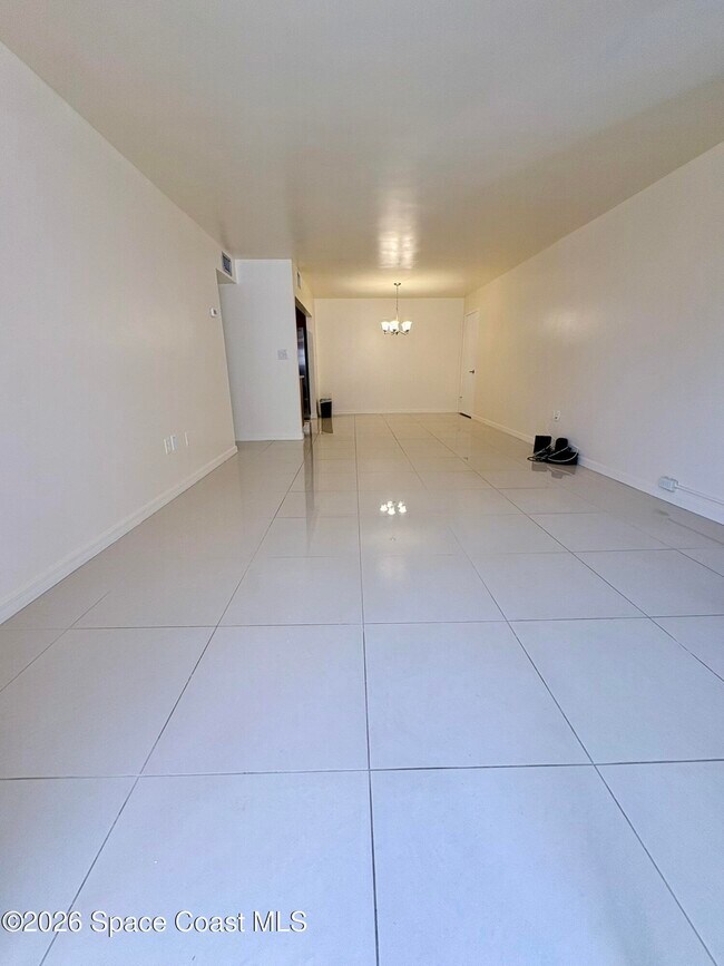 Building Photo - 2700 N Hwy A1A