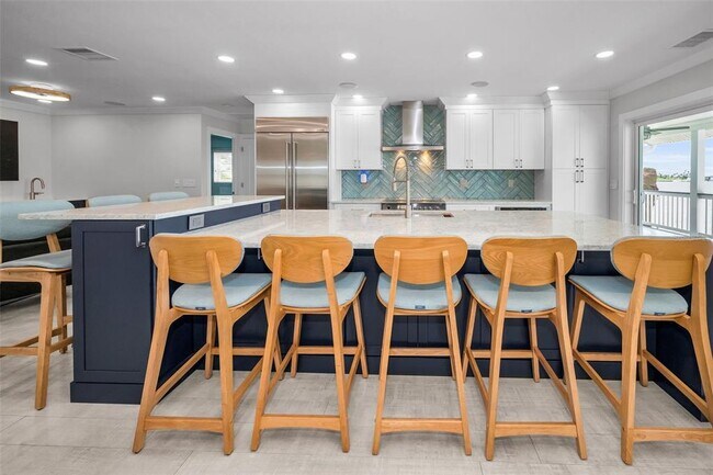 Building Photo - 804 Bay Point Dr