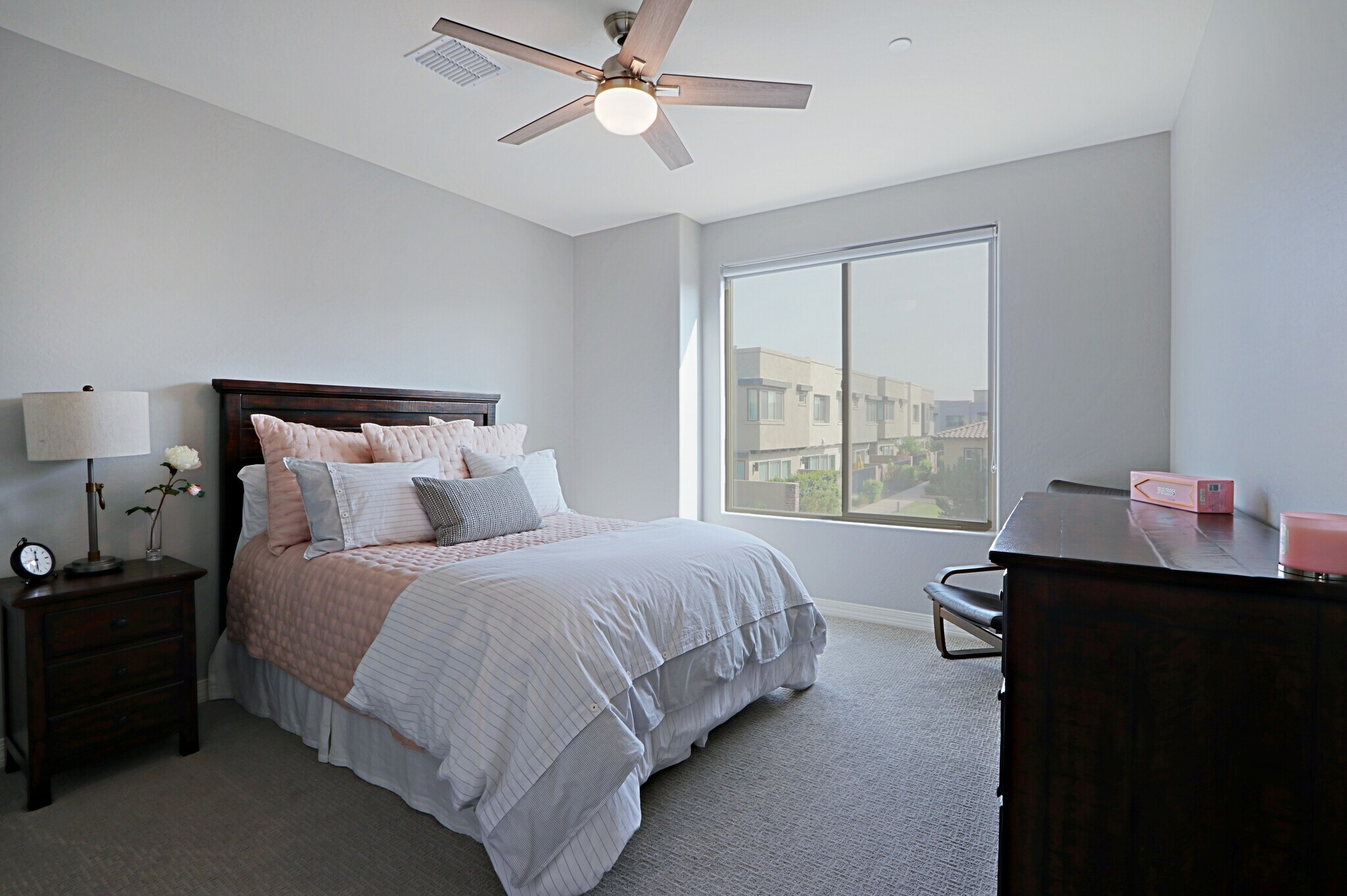 Building Photo - 7350 E Vista Bonita Dr