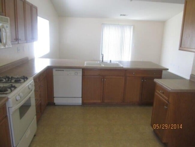 Building Photo - 11805 Holabird Ave