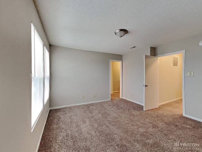Building Photo - 1770 Elijah Blue Dr