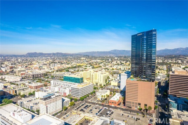 Building Photo - 1100 Wilshire Blvd