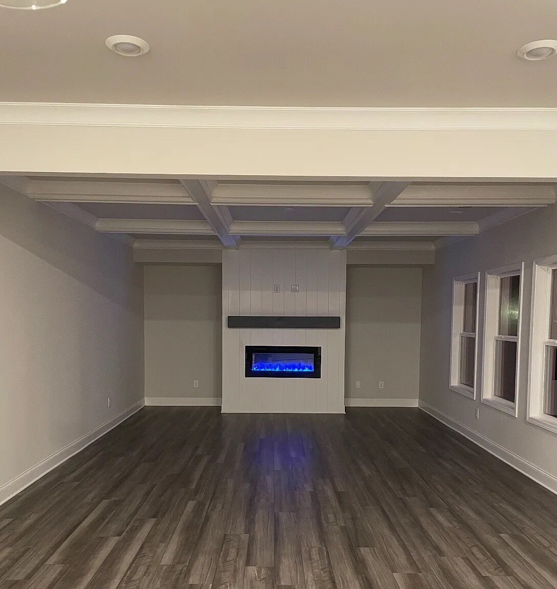 Building Photo - Room in House on Br Crk Cv