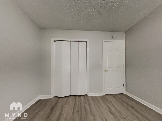 Building Photo - 239 William Dr