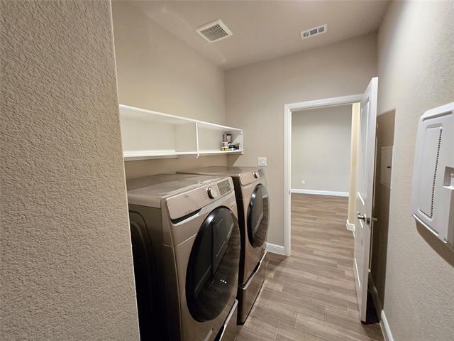 Building Photo - 1233 Bosque Ln