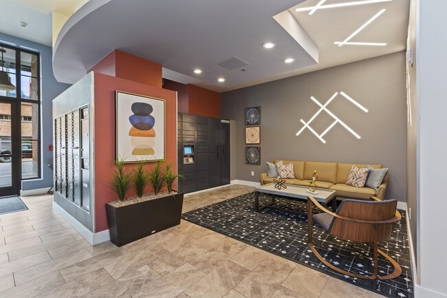 Building Photo - 427 9th Ave